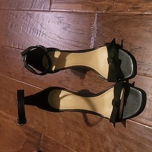 Marc Fisher Black Women's Heels, 6.5, bow on front